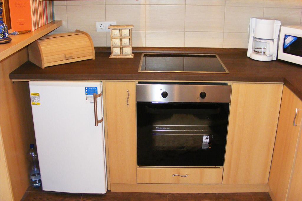 Szerencsecsillag Vendégház Kiskoros Esterno foto